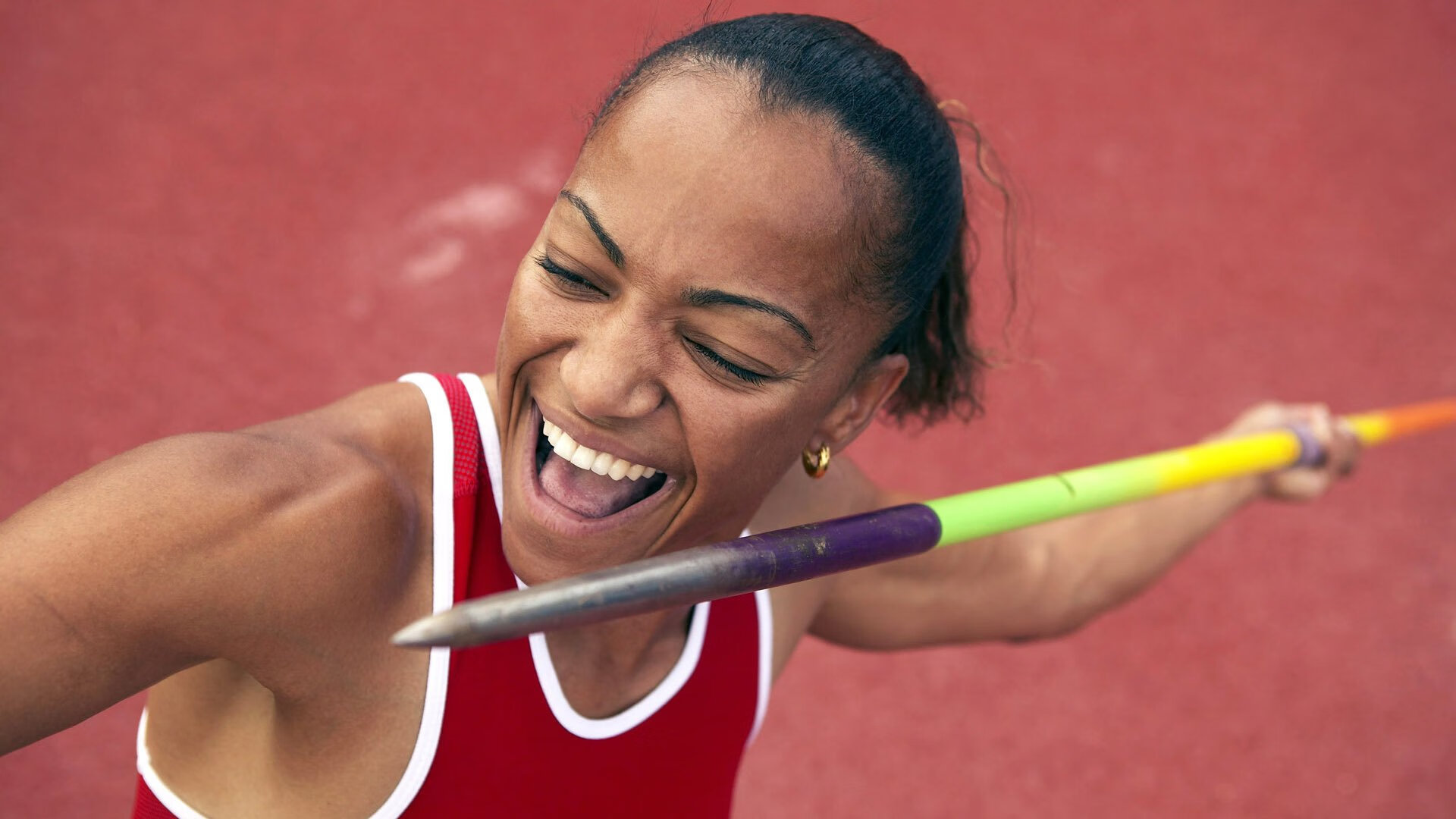 mk体育-球迷狂热：现场氛围最震撼的比赛回顾，球迷视频